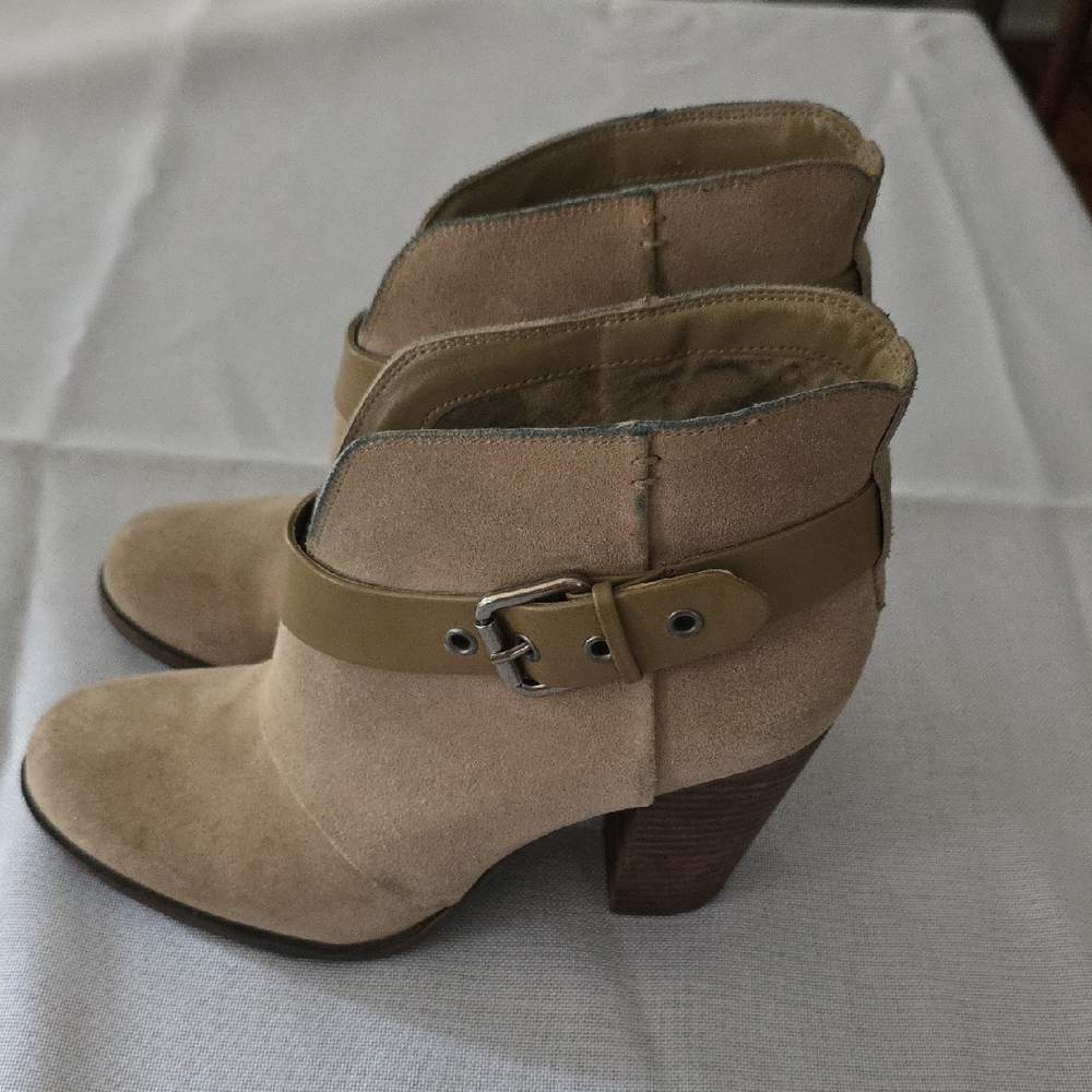 Jessica Simpson Tan Ankle Booties